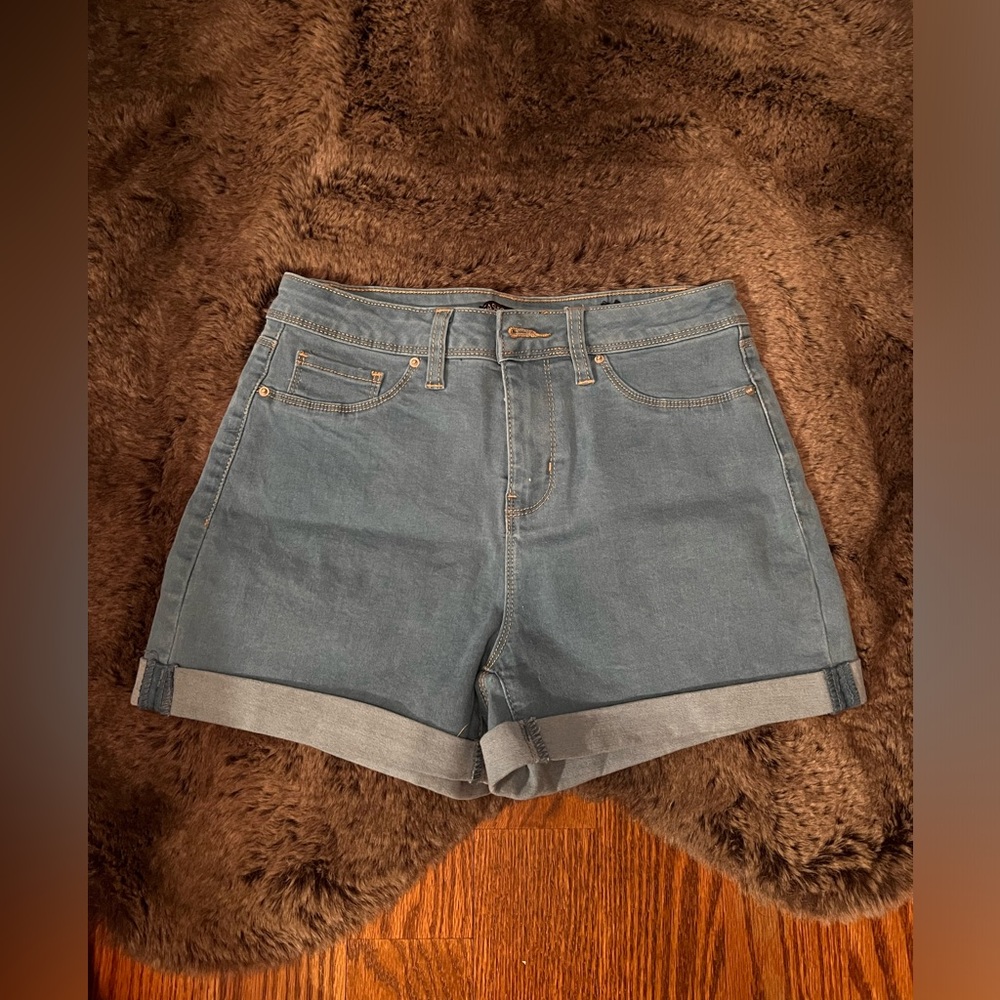 NWOT Fashion Nova Shorts